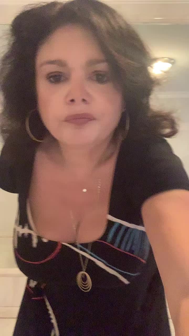@mimiparesse