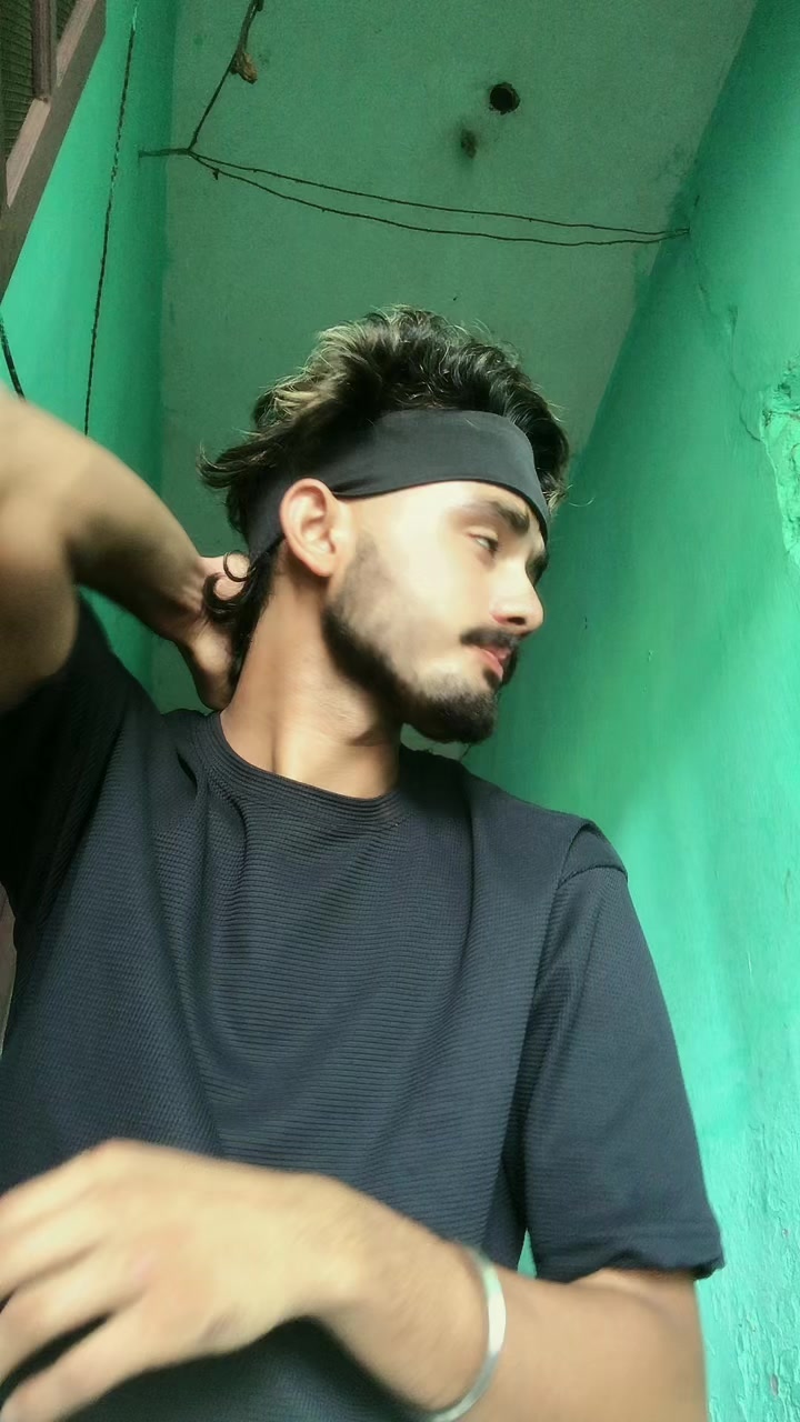 @Jaggu👑👀