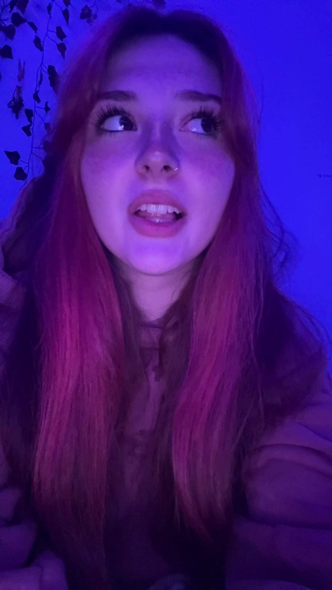 @Lyndsey Lou🦇