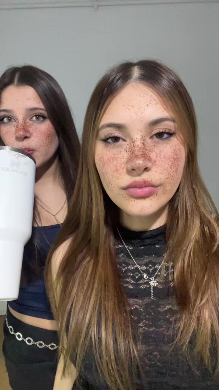 @julilouzaan