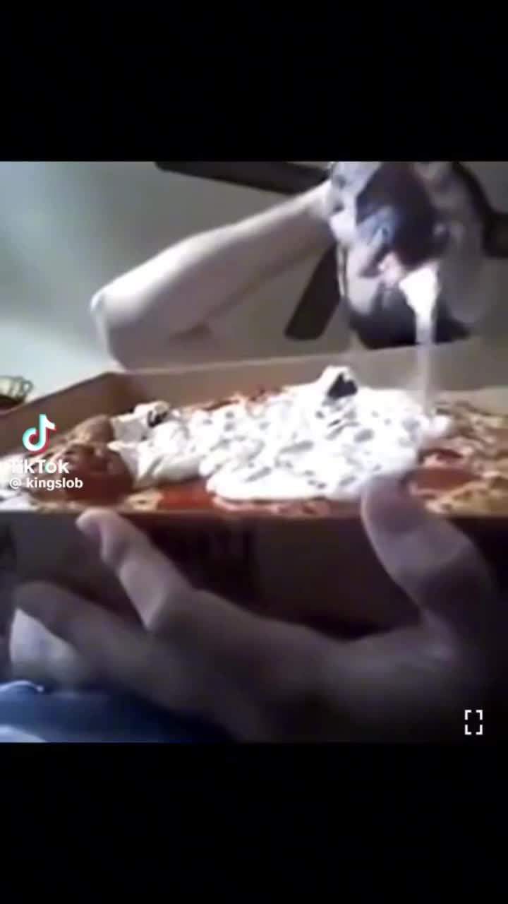 @Mumble but 𝓯𝓻𝓮𝓪𝓴𝔂
