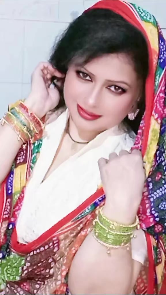 @Nayaab e Gohar
