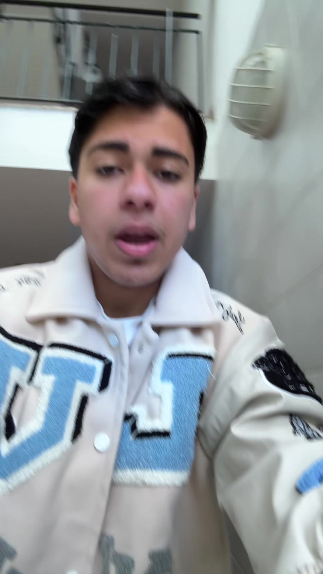 @Ali.386i