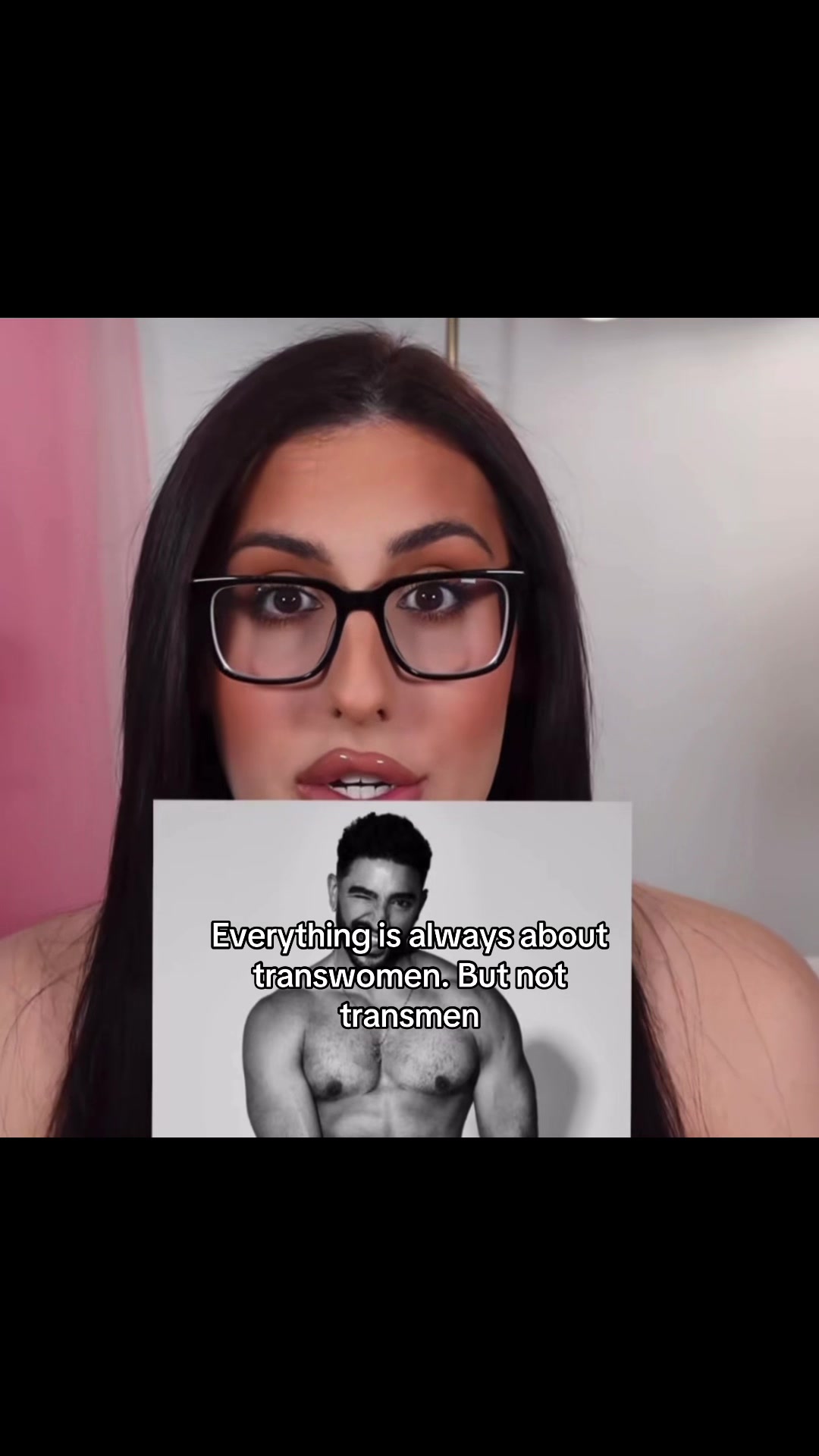 @️
