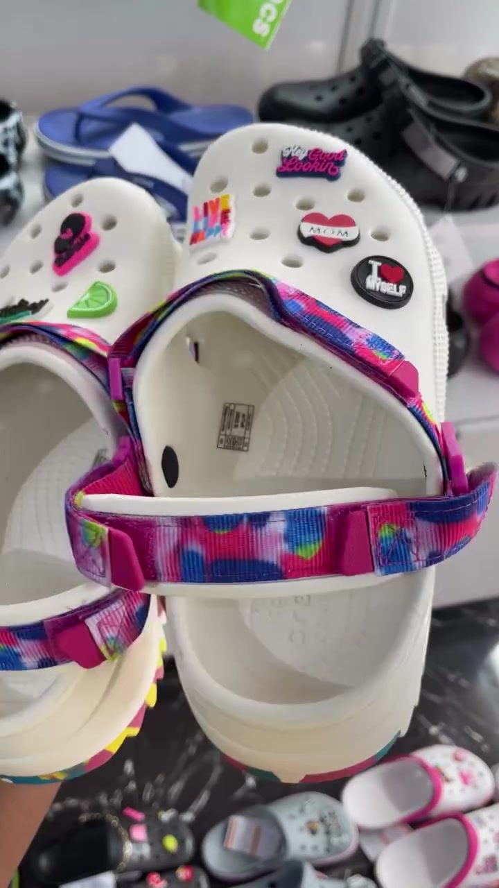 @Ari_closet🩷Crocs vendor in ib