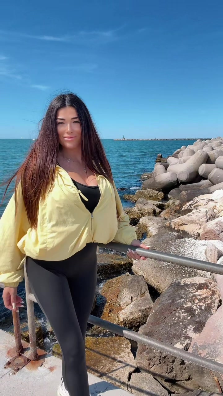 @Valentina