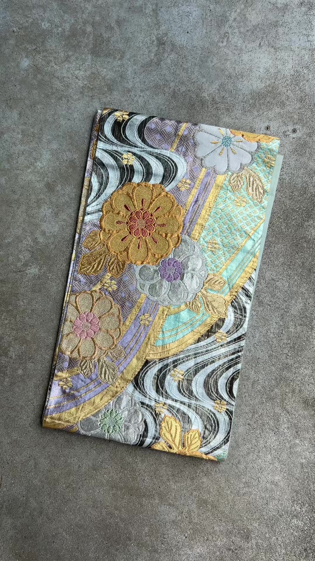 @LOOP STUDIO | upcycling kimono