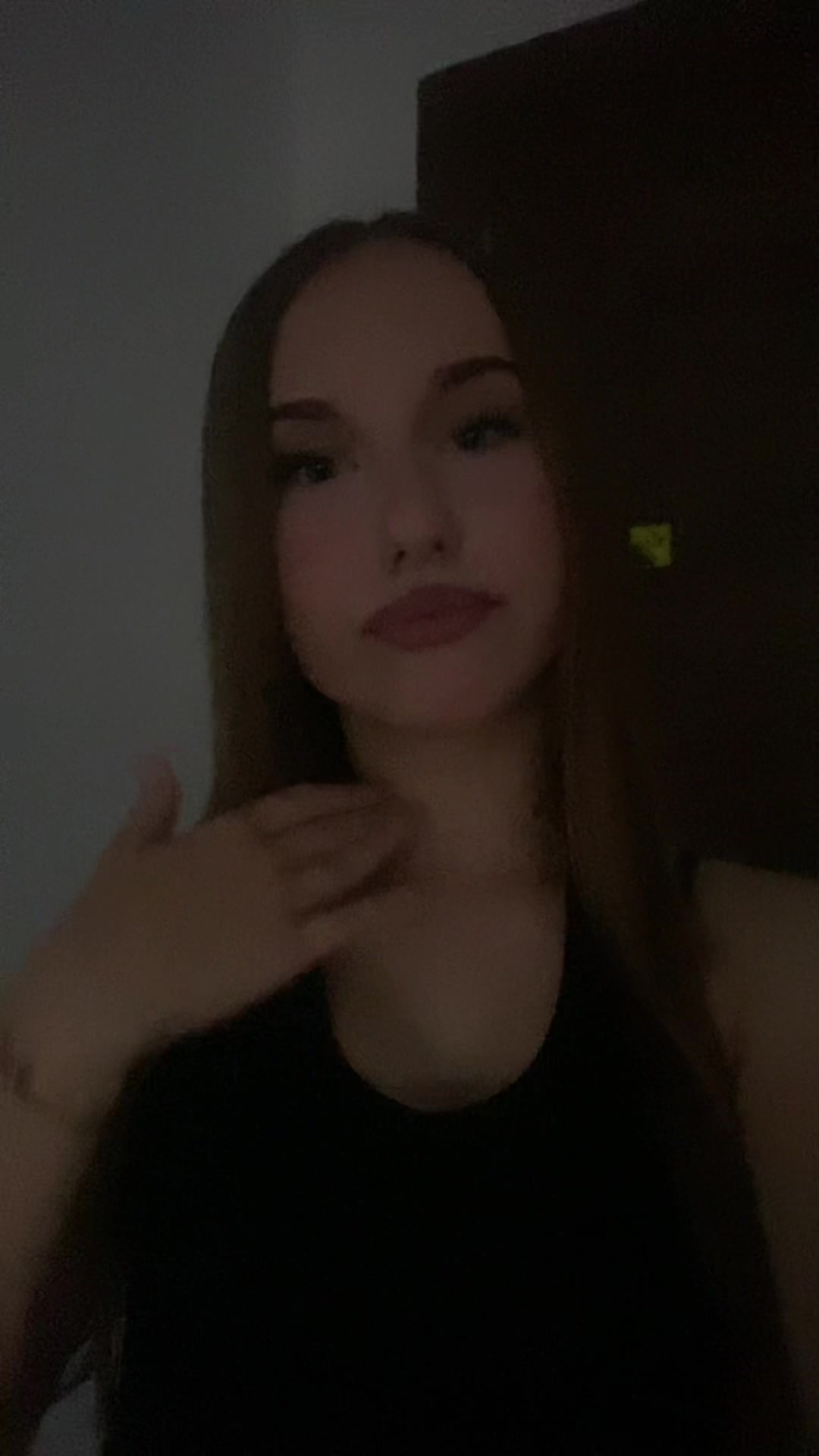 @𝓘𝓿𝓪