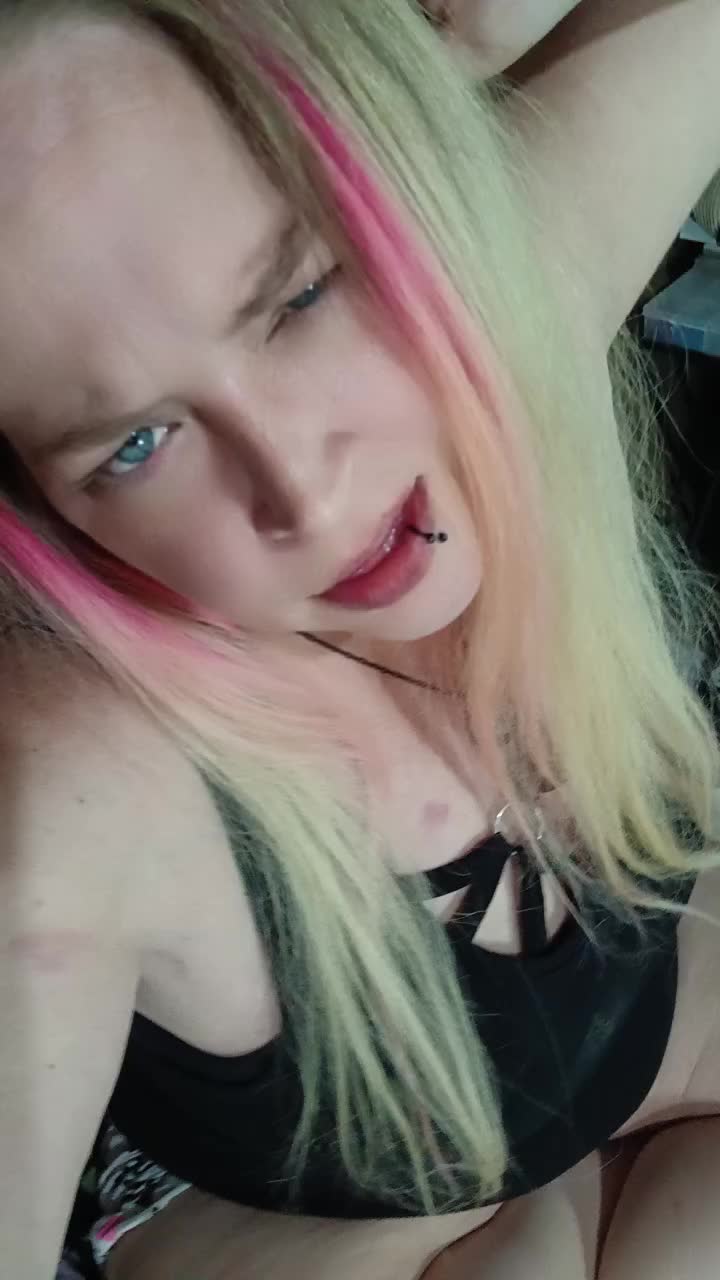 @Amy_Gemini