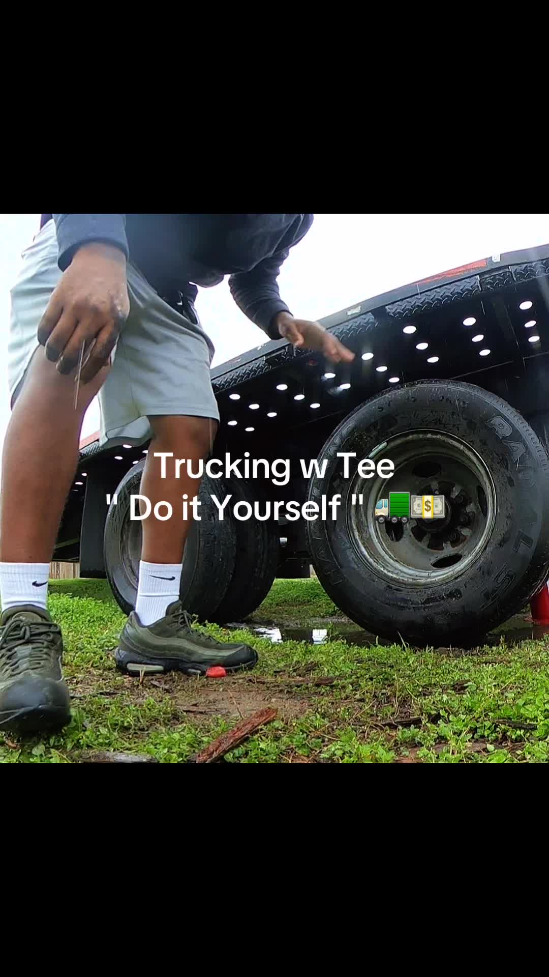 @Tee