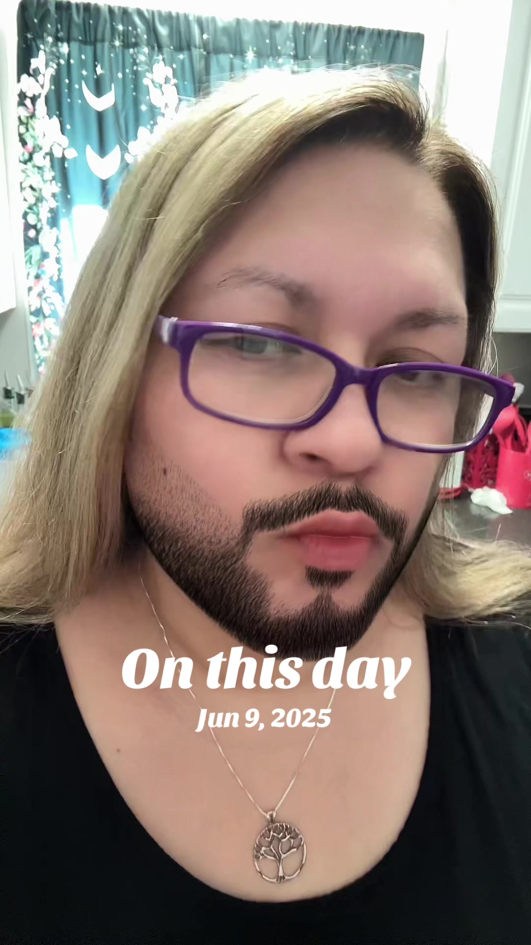 @cherrykoolade (Mia)