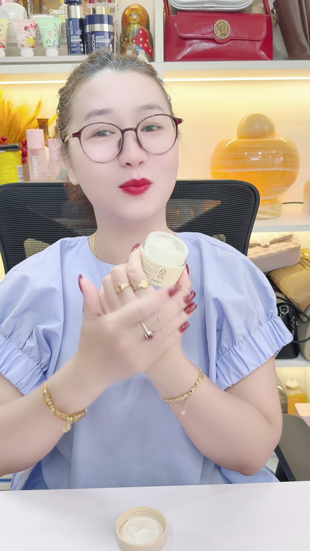 @Ổ Của Lộc1376