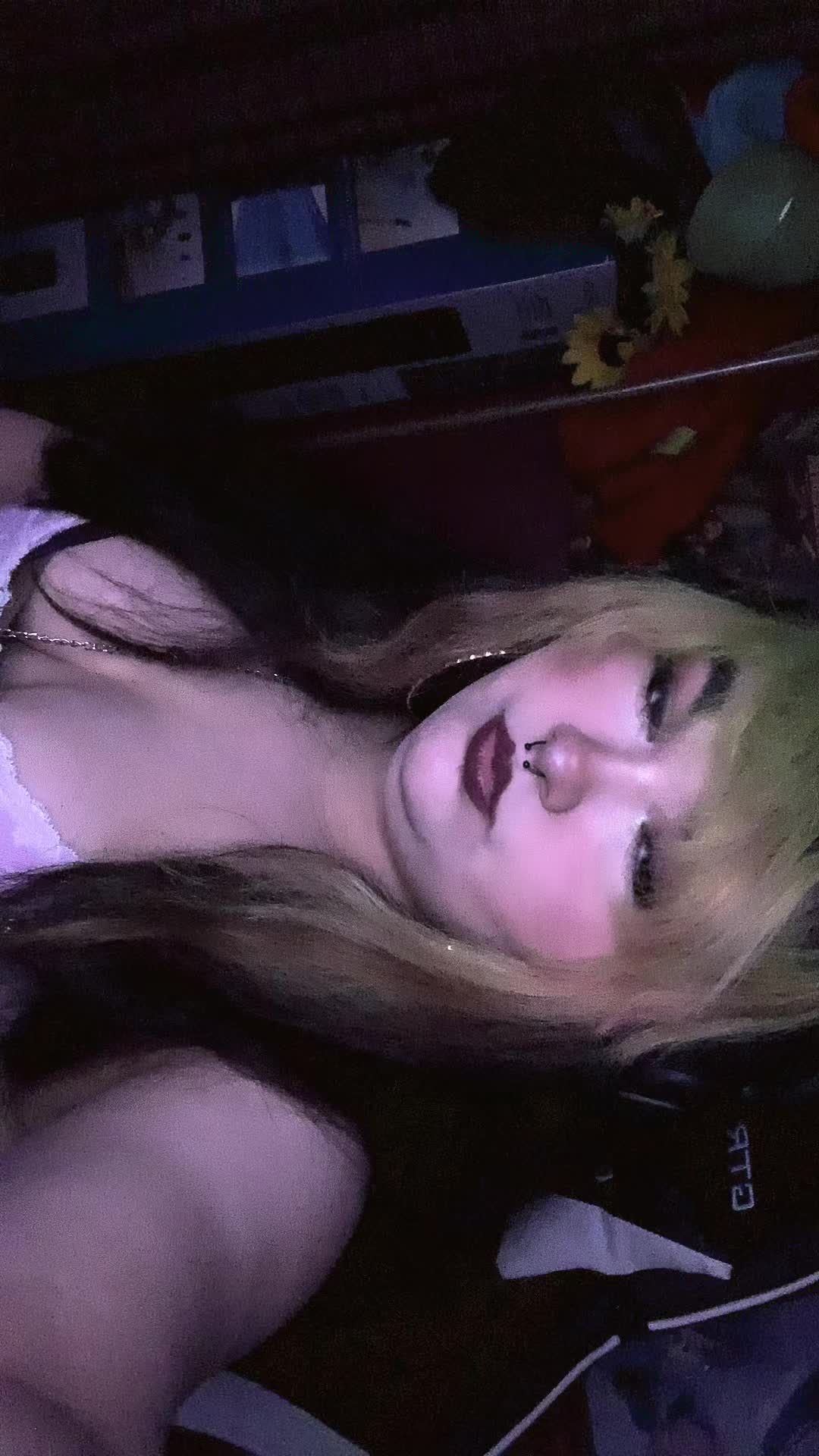 @JazzyCake