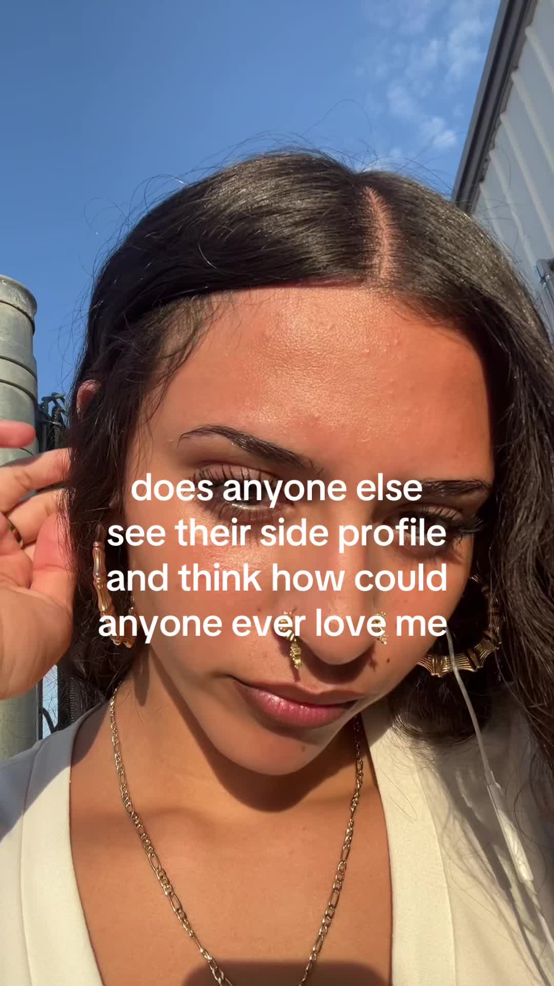 @️