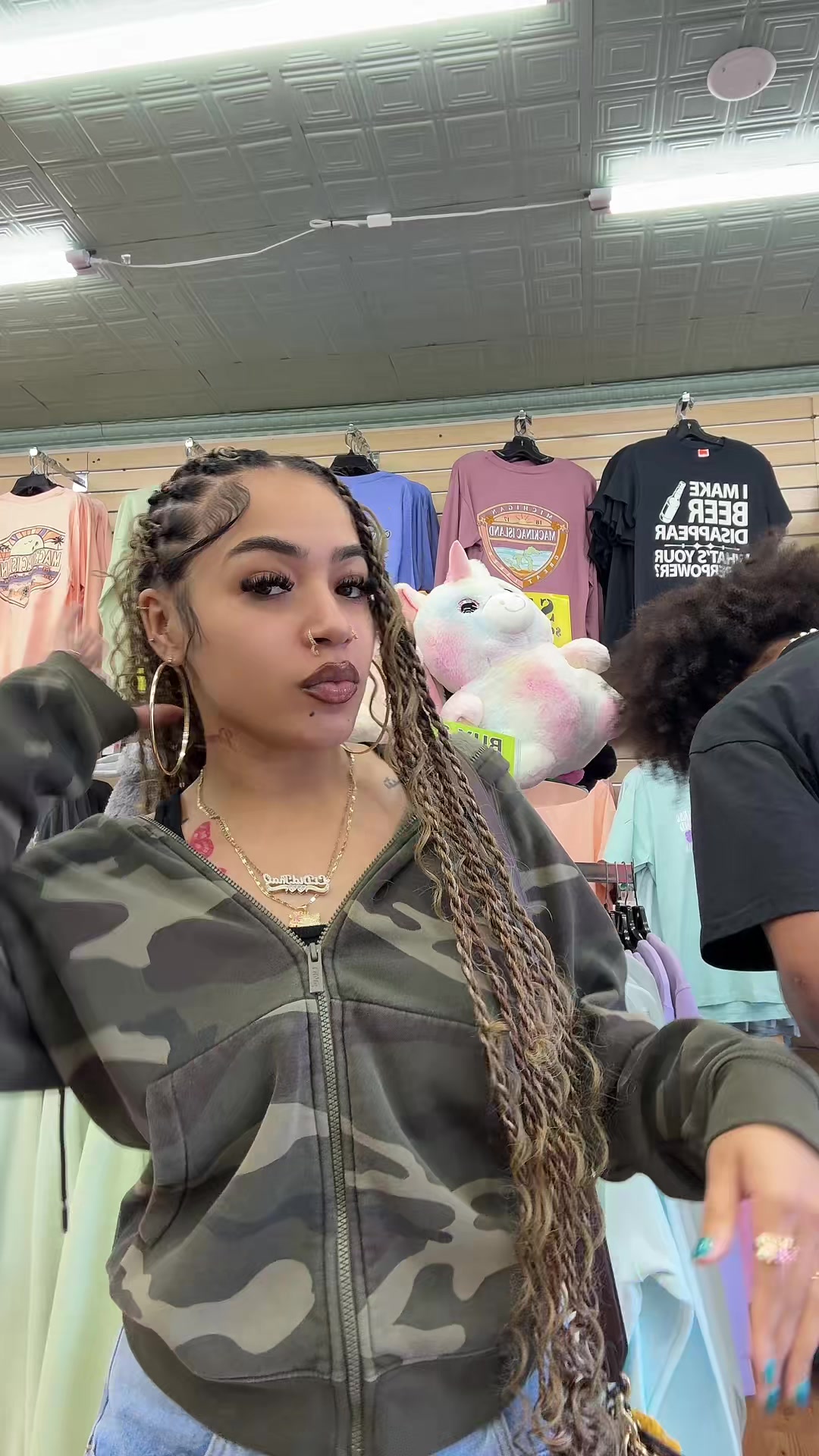 @lili 🤘🏽