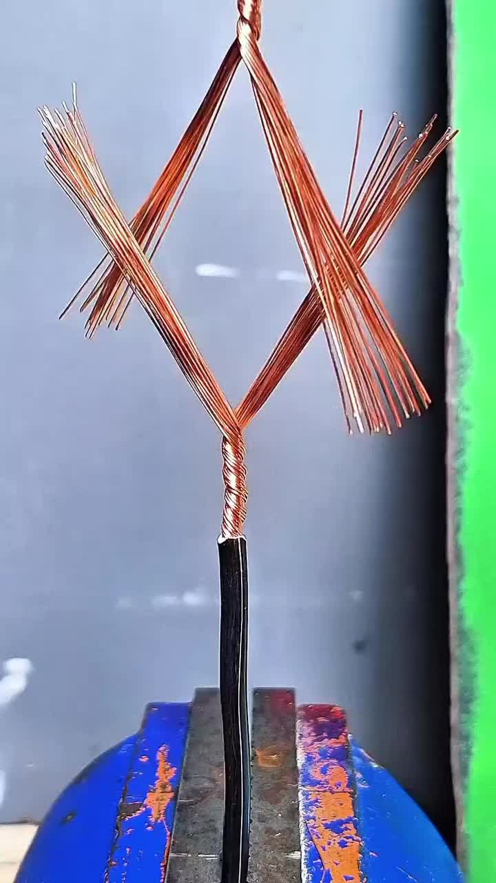 @Electrician ✌