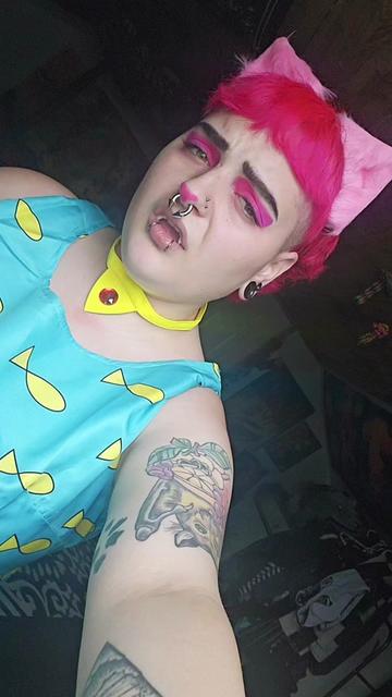 @Sar 🦇 🩸