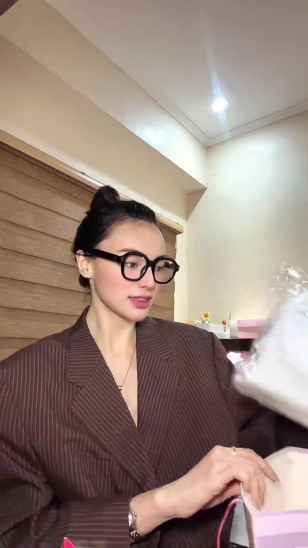 @Erica & Frank ๐ต๐ญ๐บ๐ธ