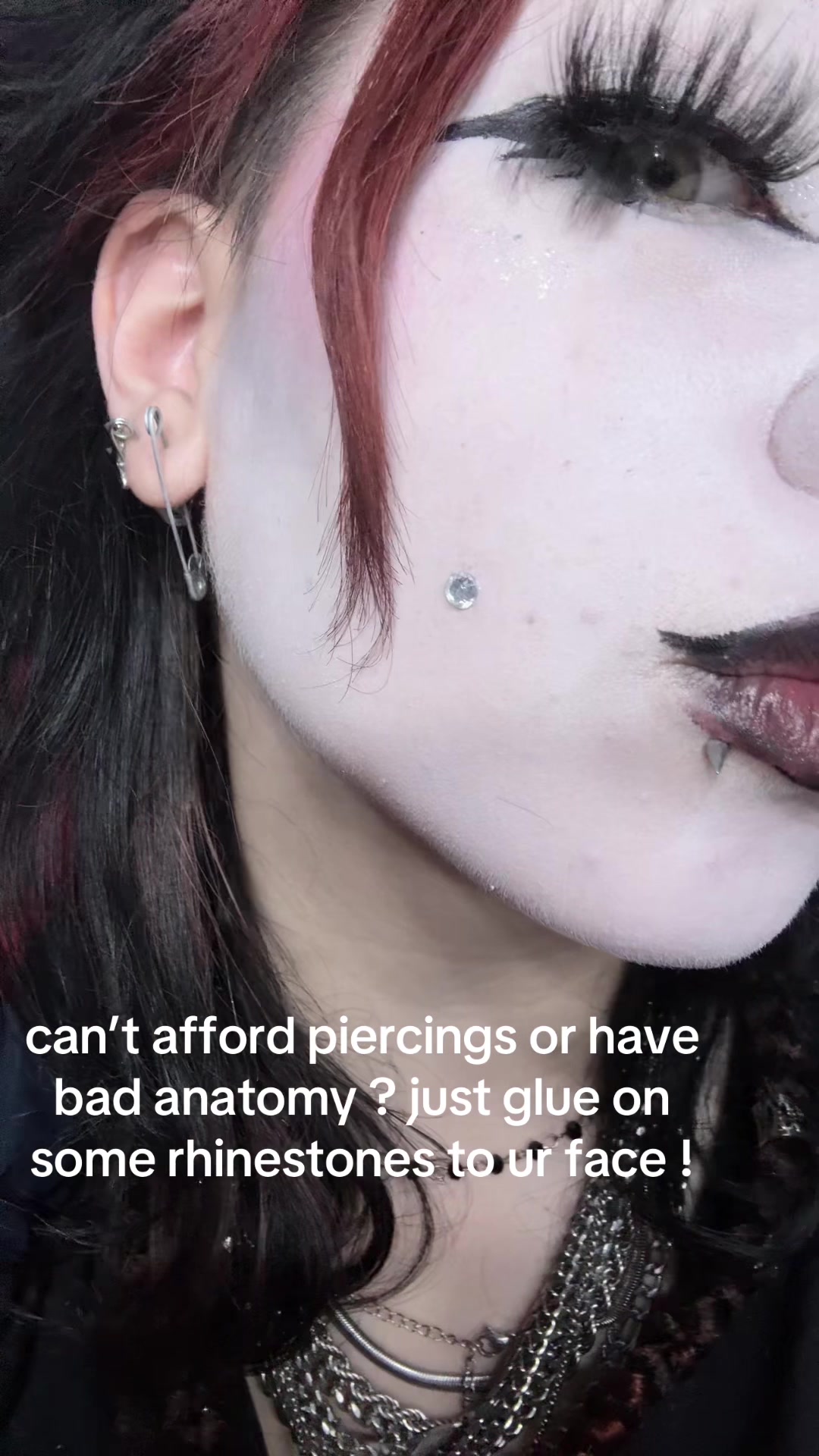 @teeth.snuff