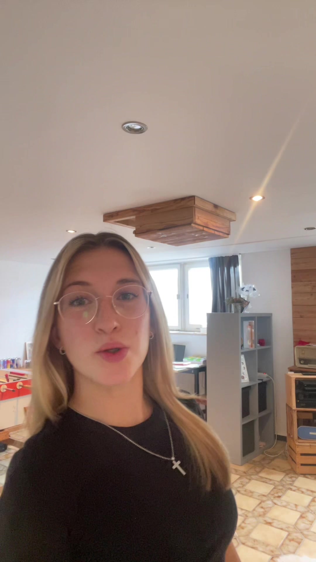@lauraa