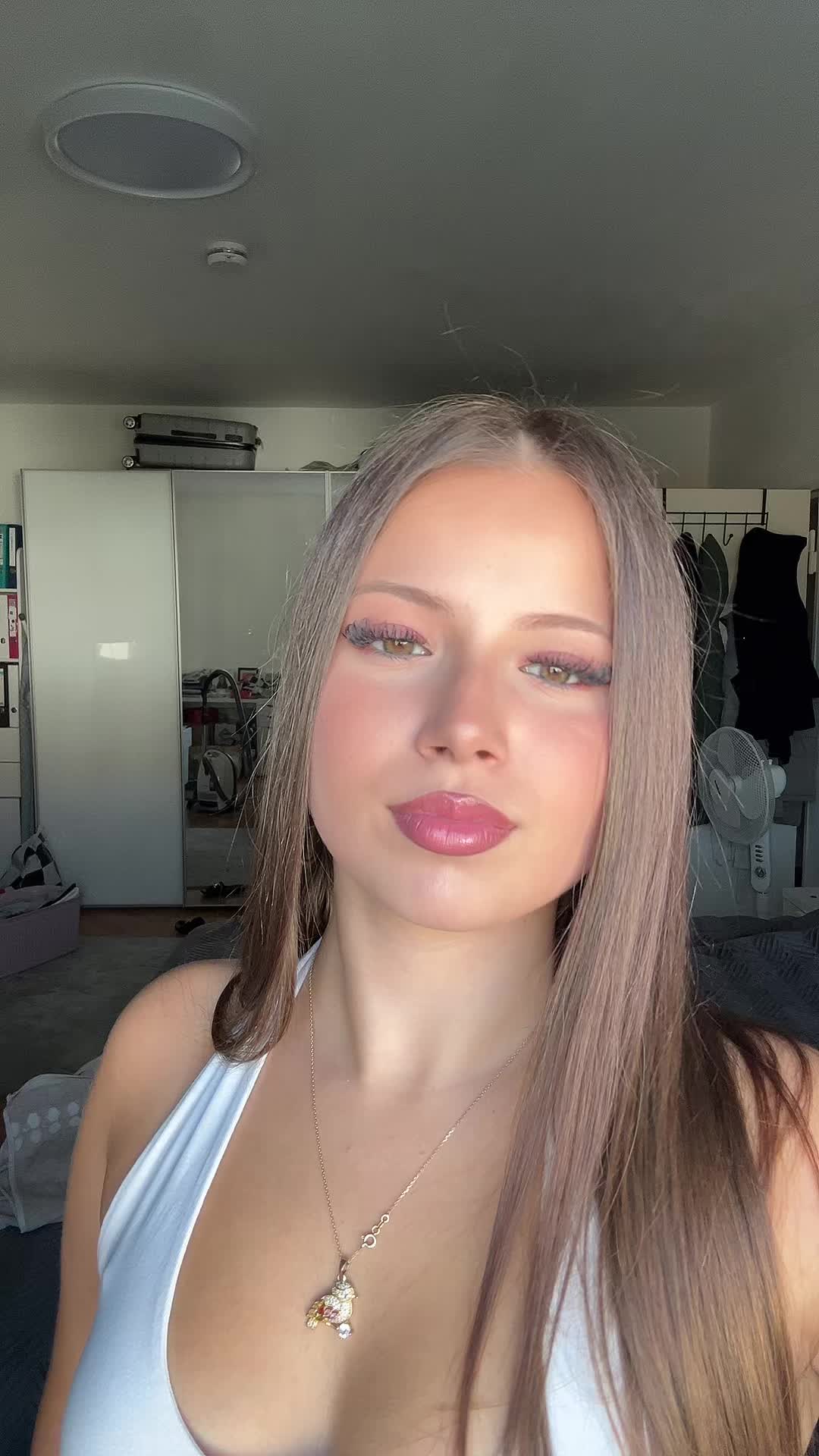 @Sude🦋
