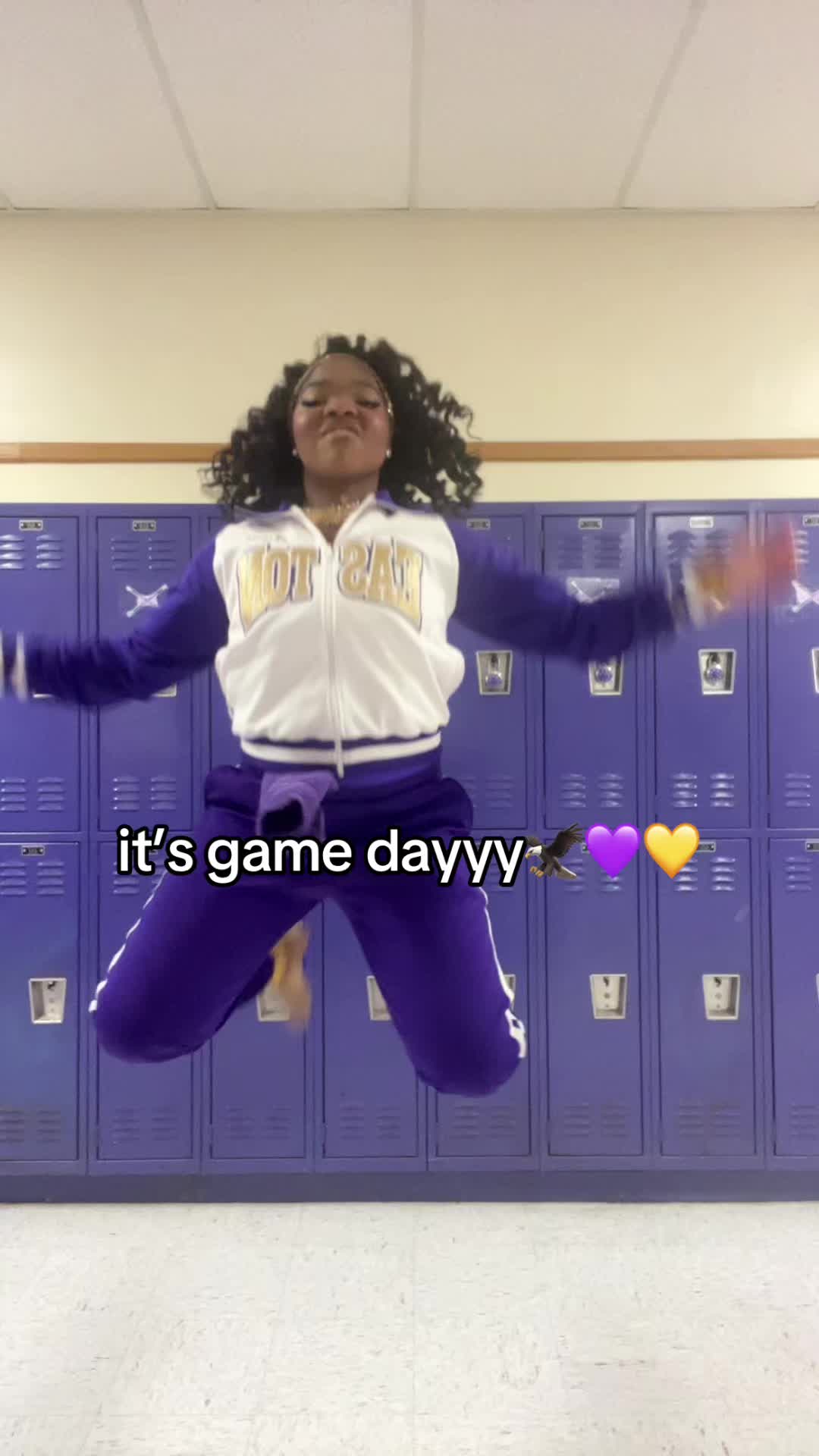 @lurkingglouu
