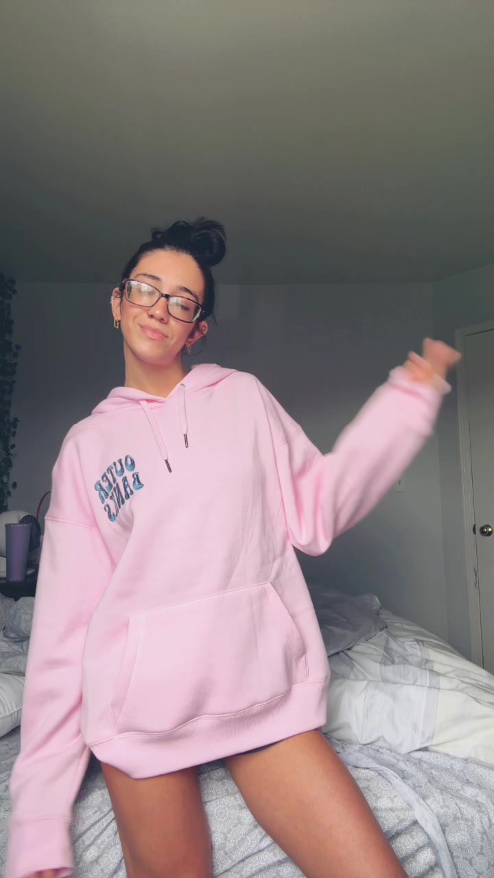 @シ