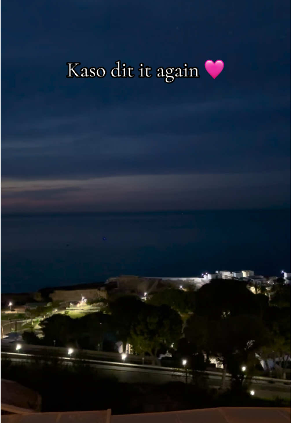 @R 🕊️✨