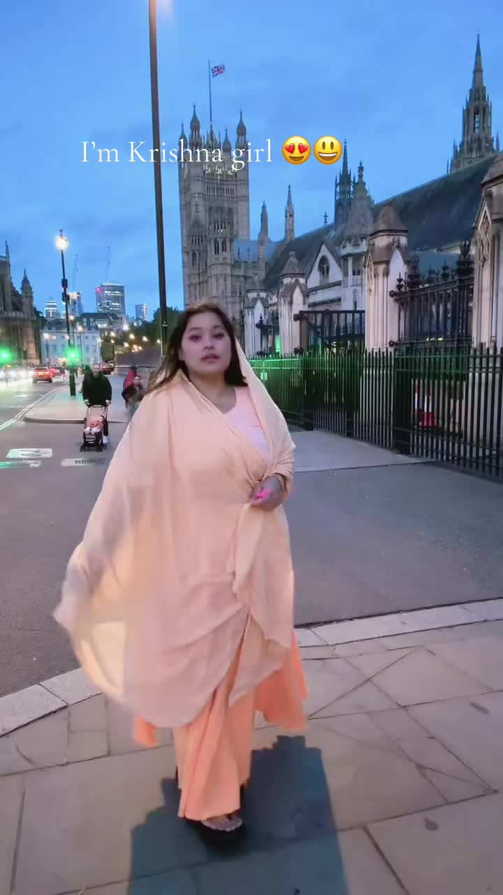 @विष्णुप्रिया 🪈 🦚