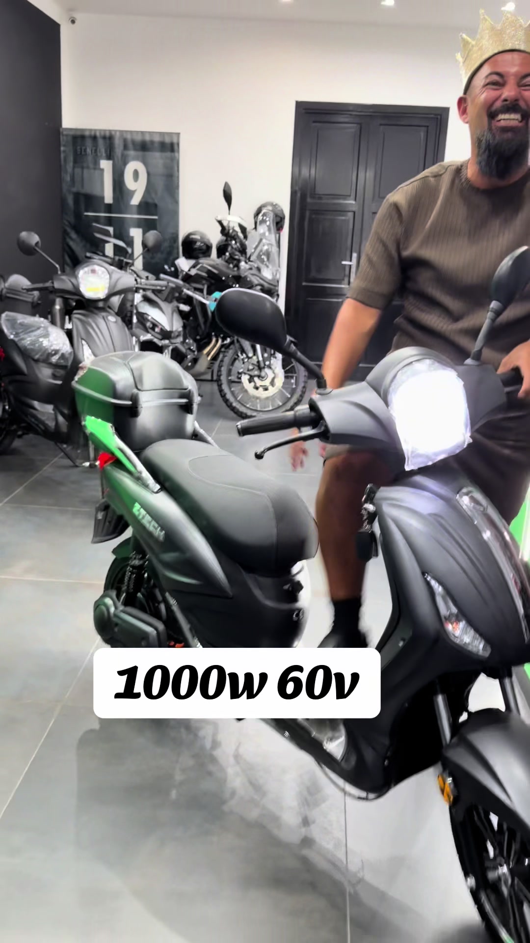 @DCRMOTO