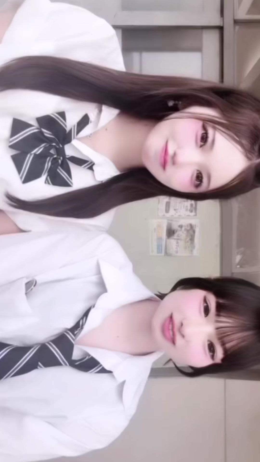 @りな
