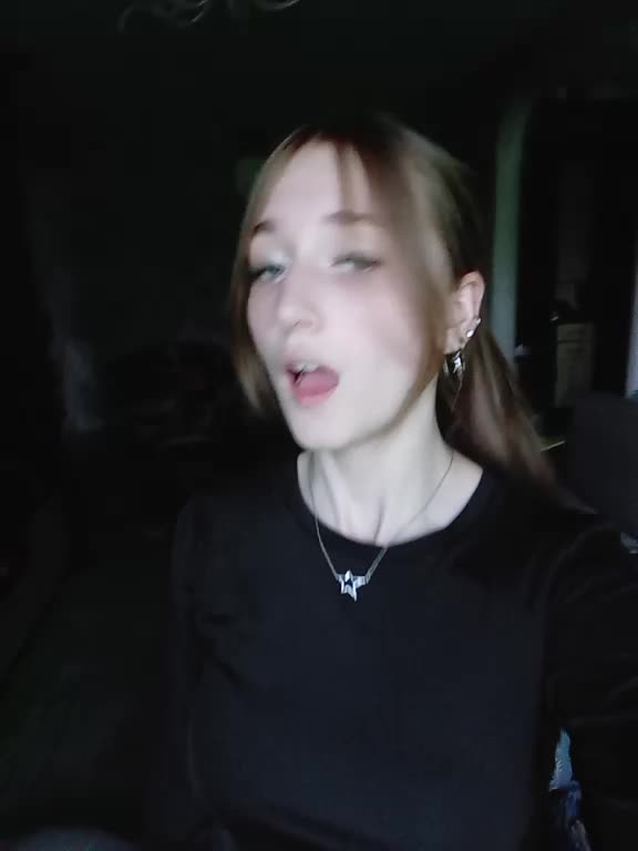 @💨