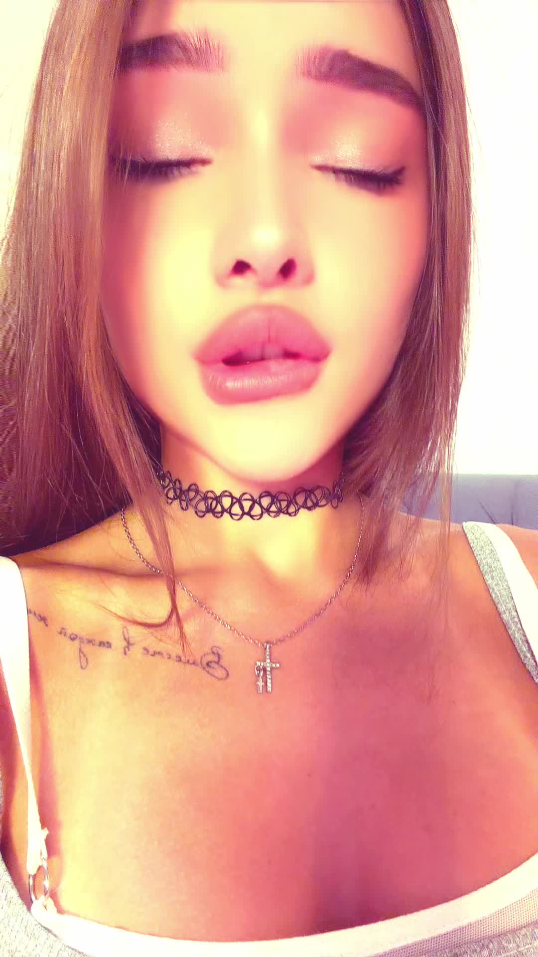 @Ми