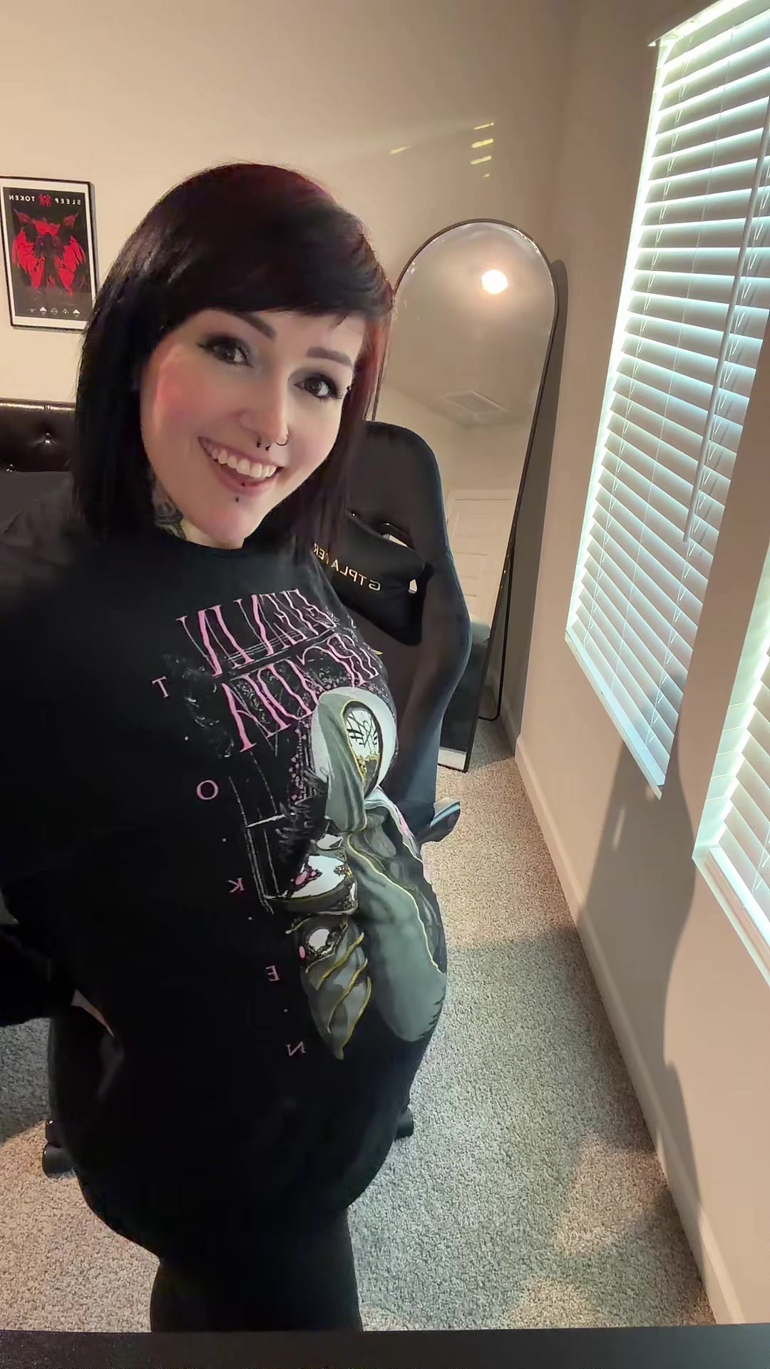 @cursedcarissa