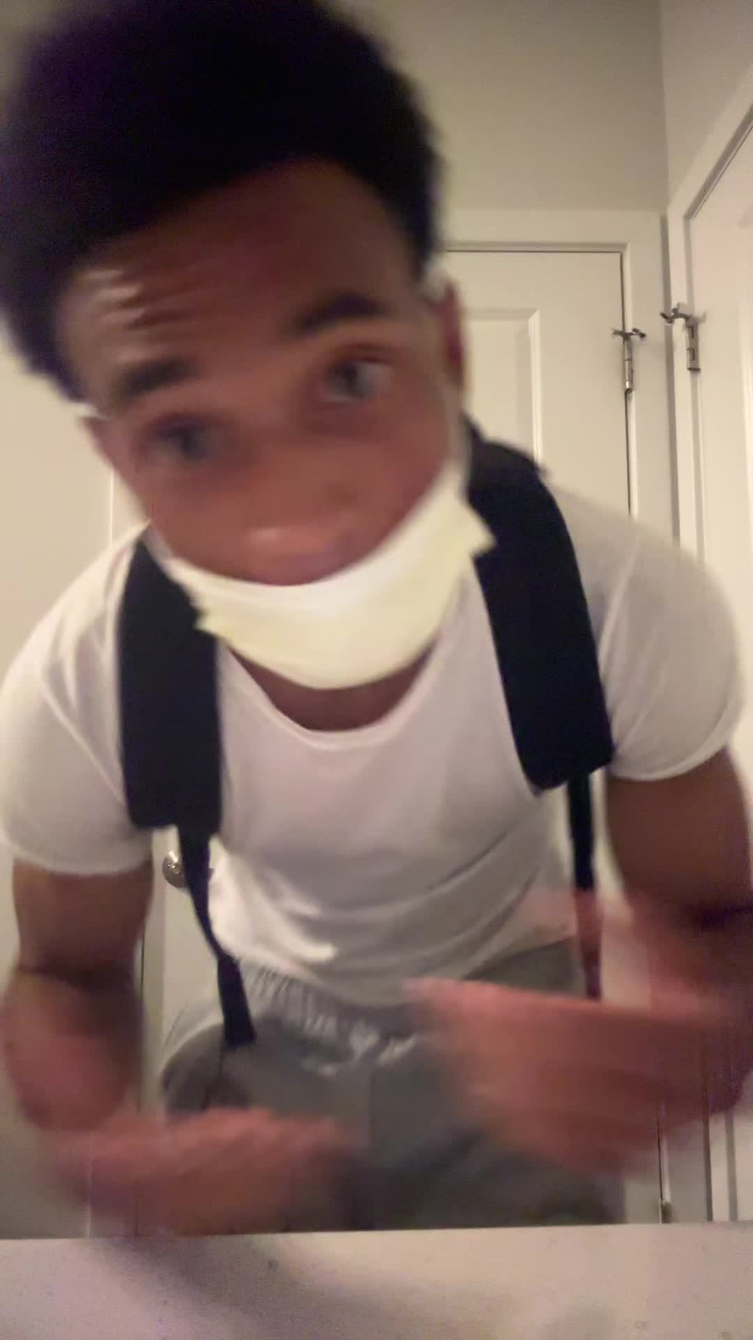 @eli_bliqq