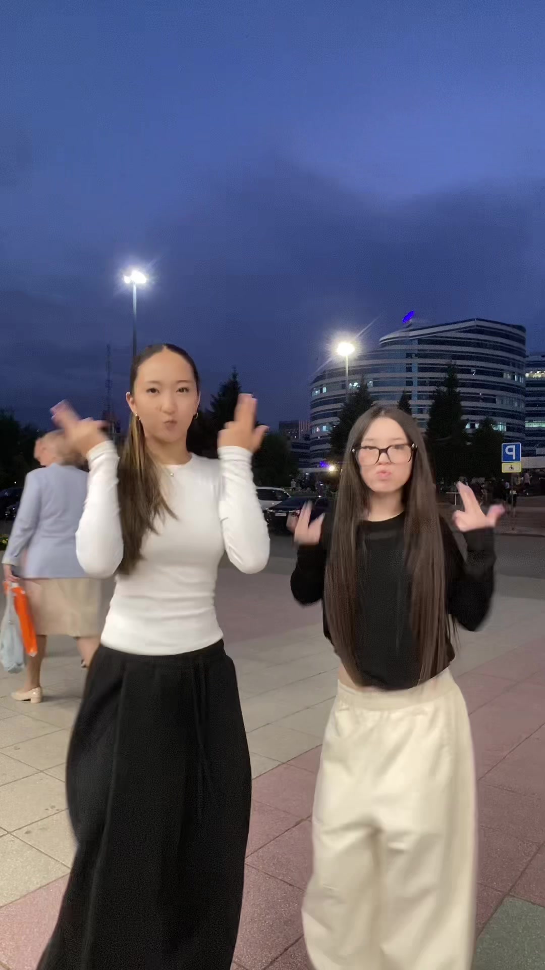 @айзия