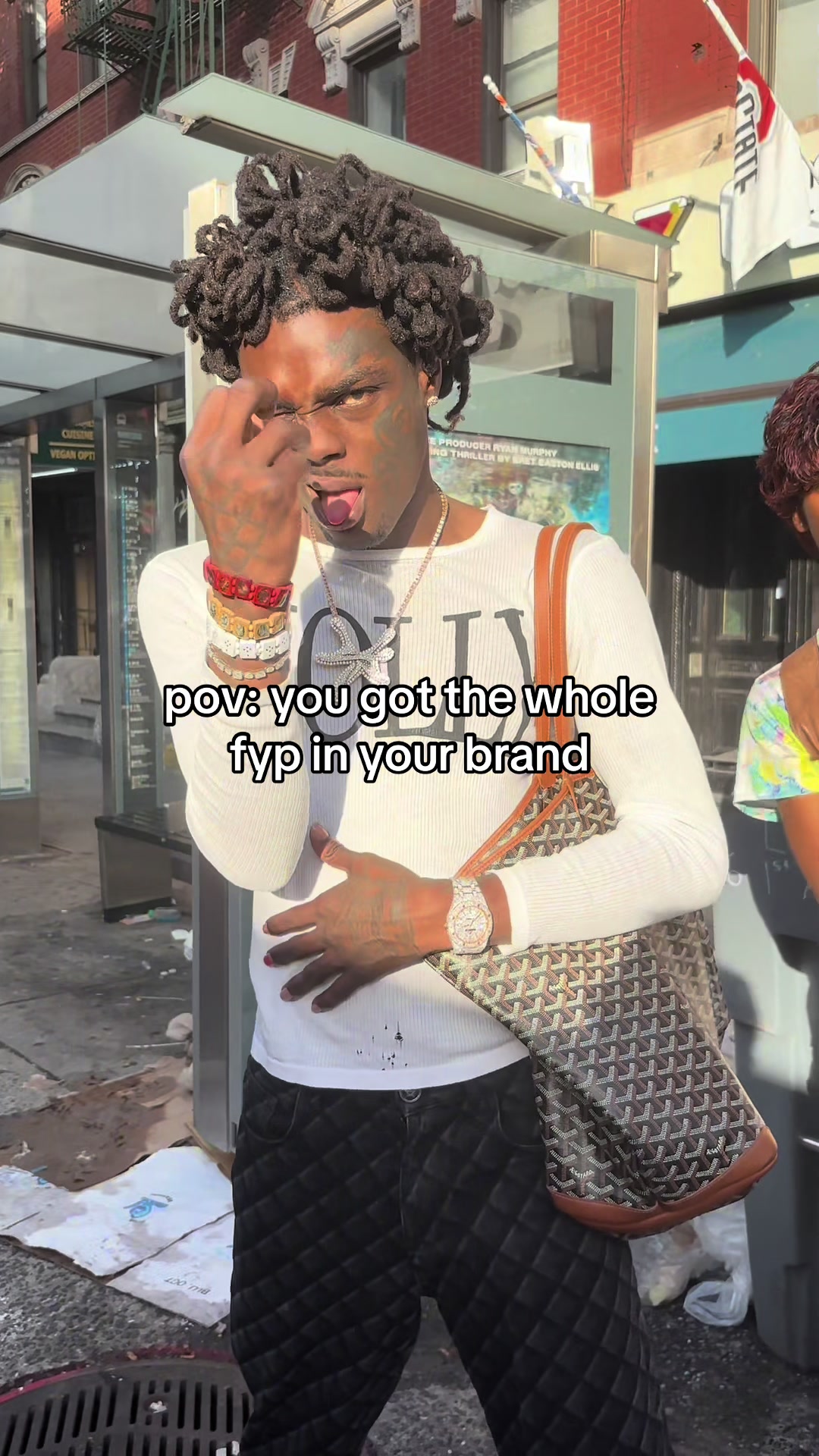 @Colin Eck$