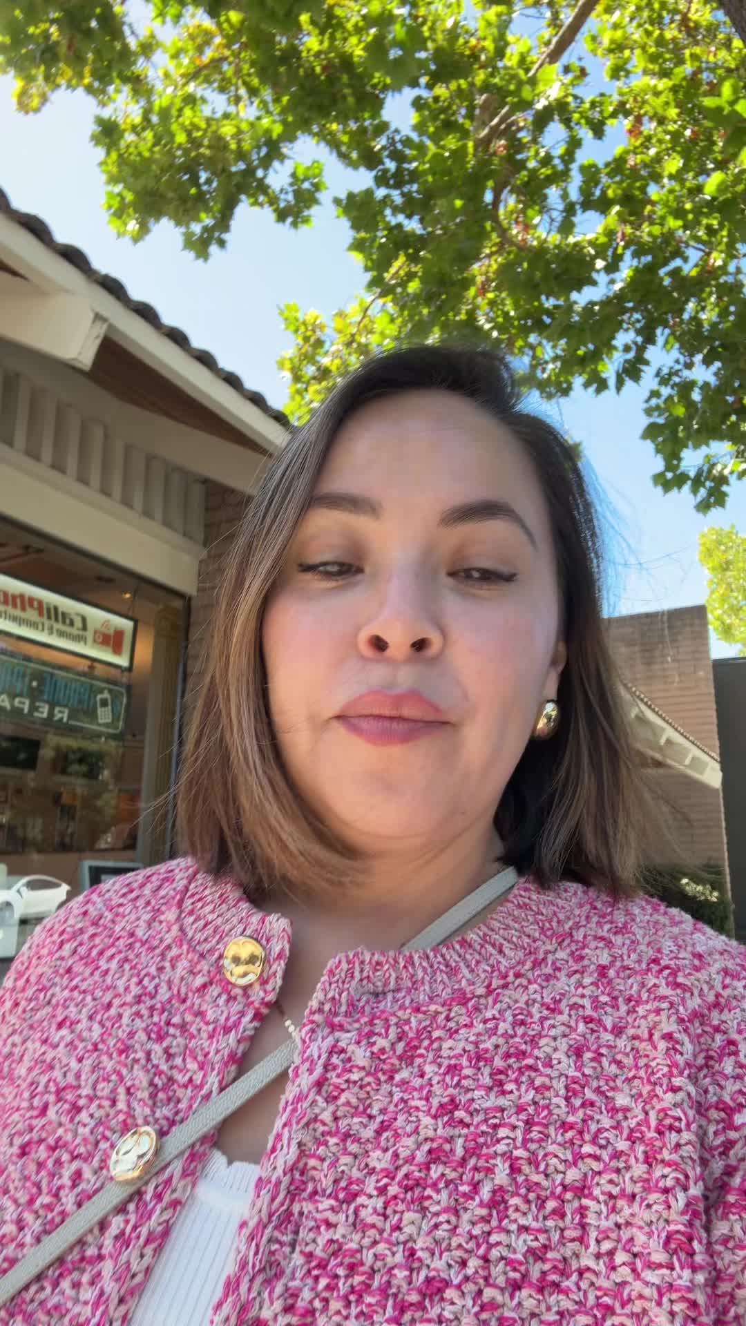 @AnnaChavolla