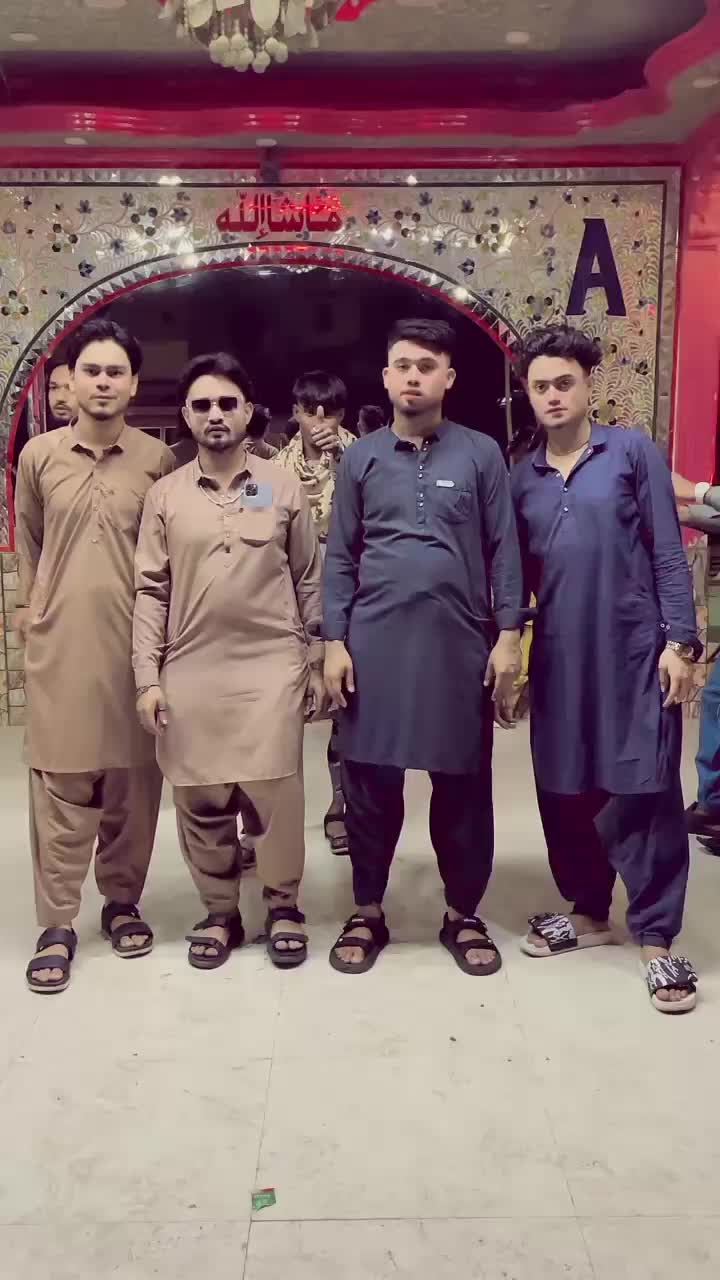 @ہم اپنے ماں باپ کے شہزادے ہیں