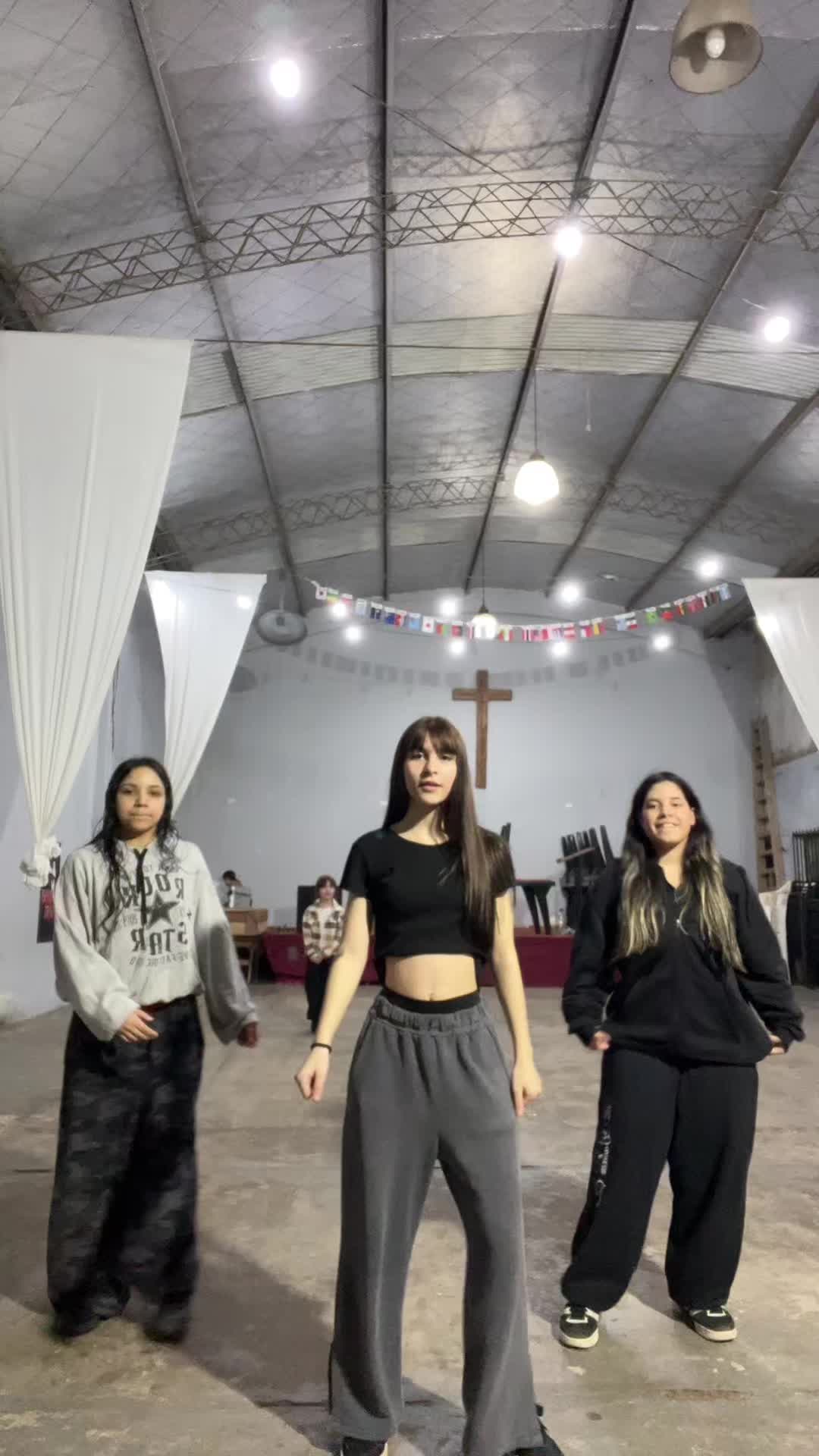 @abril