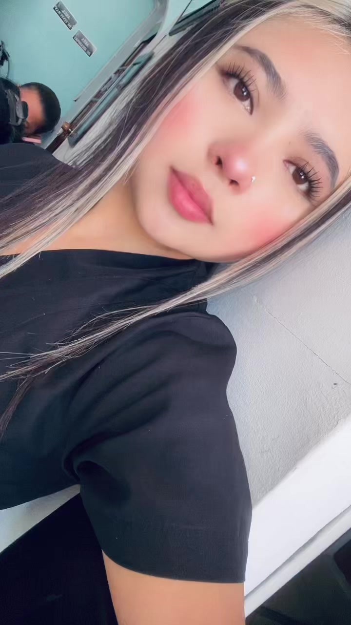 @Laurita🤍.