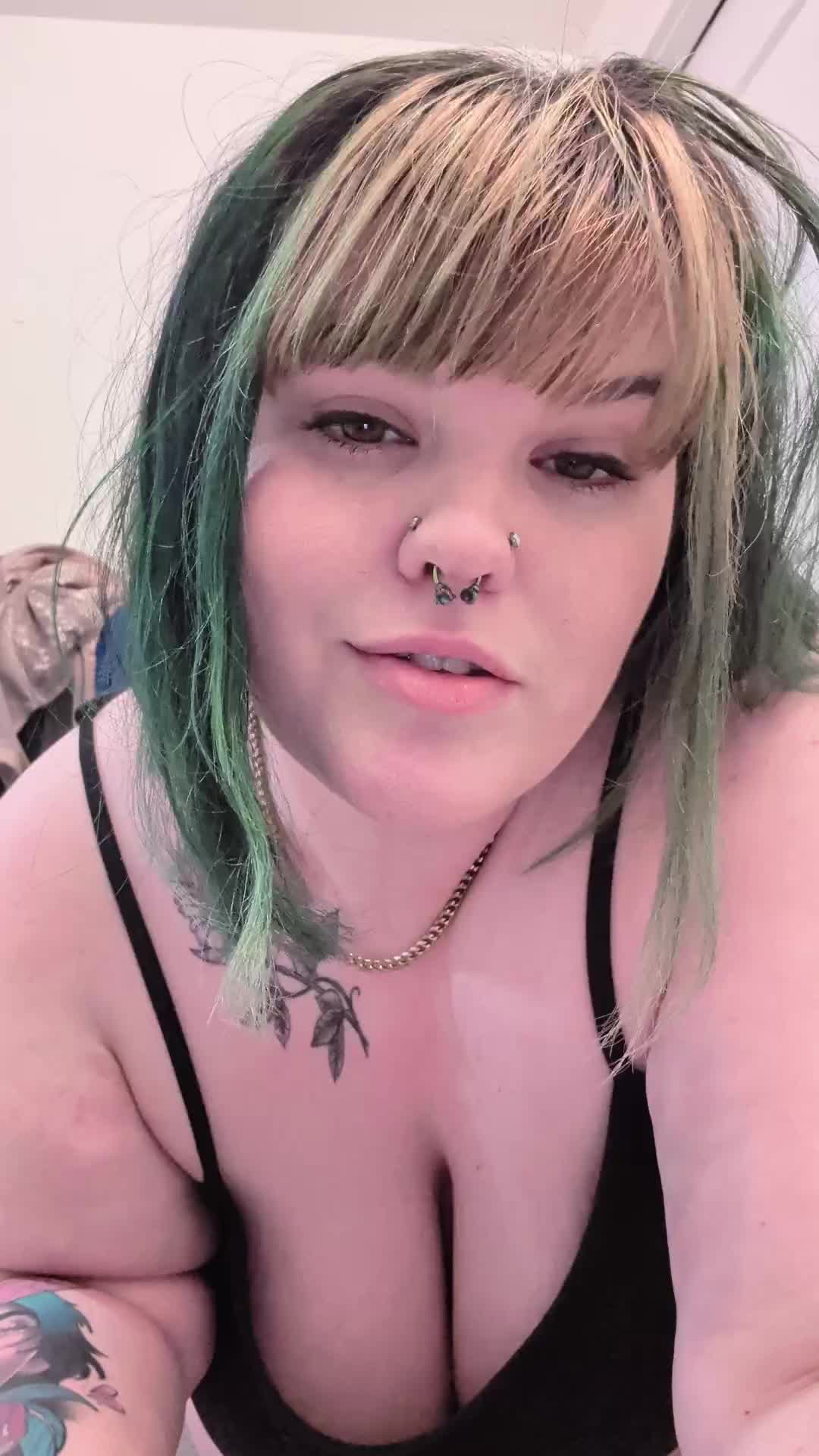 @itsRoseyBitch00 ☑️
