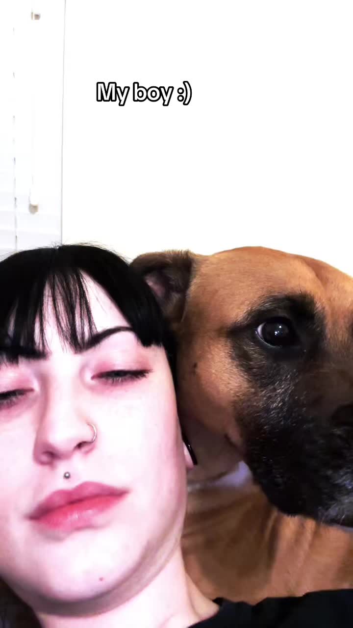 @spookyfruitbat