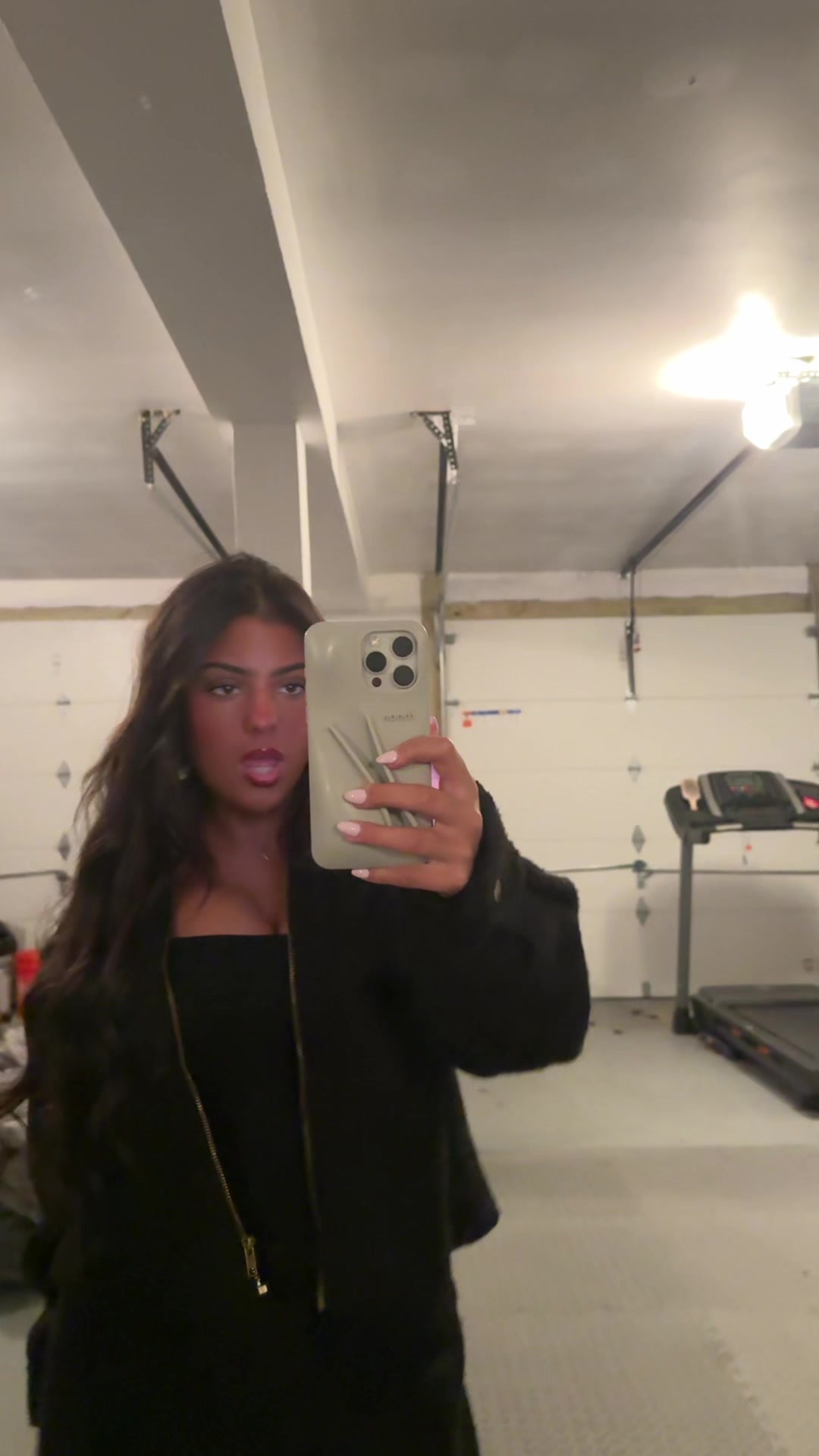 @danielledonononoohno