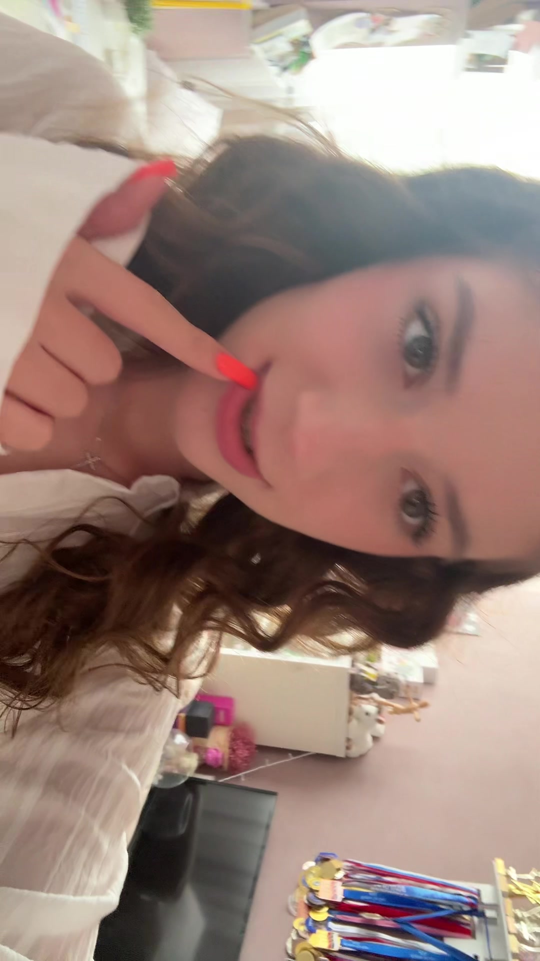 @kashtanka🌰