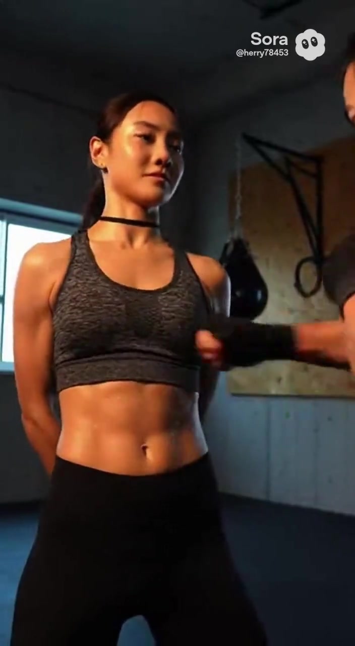 @Female abdominal muscles