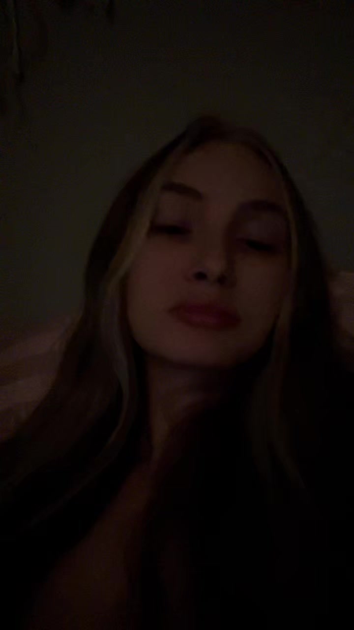 @👀