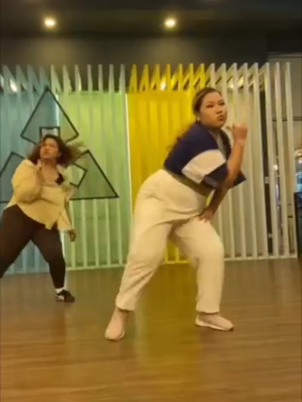 @Chic 치츄 🧤