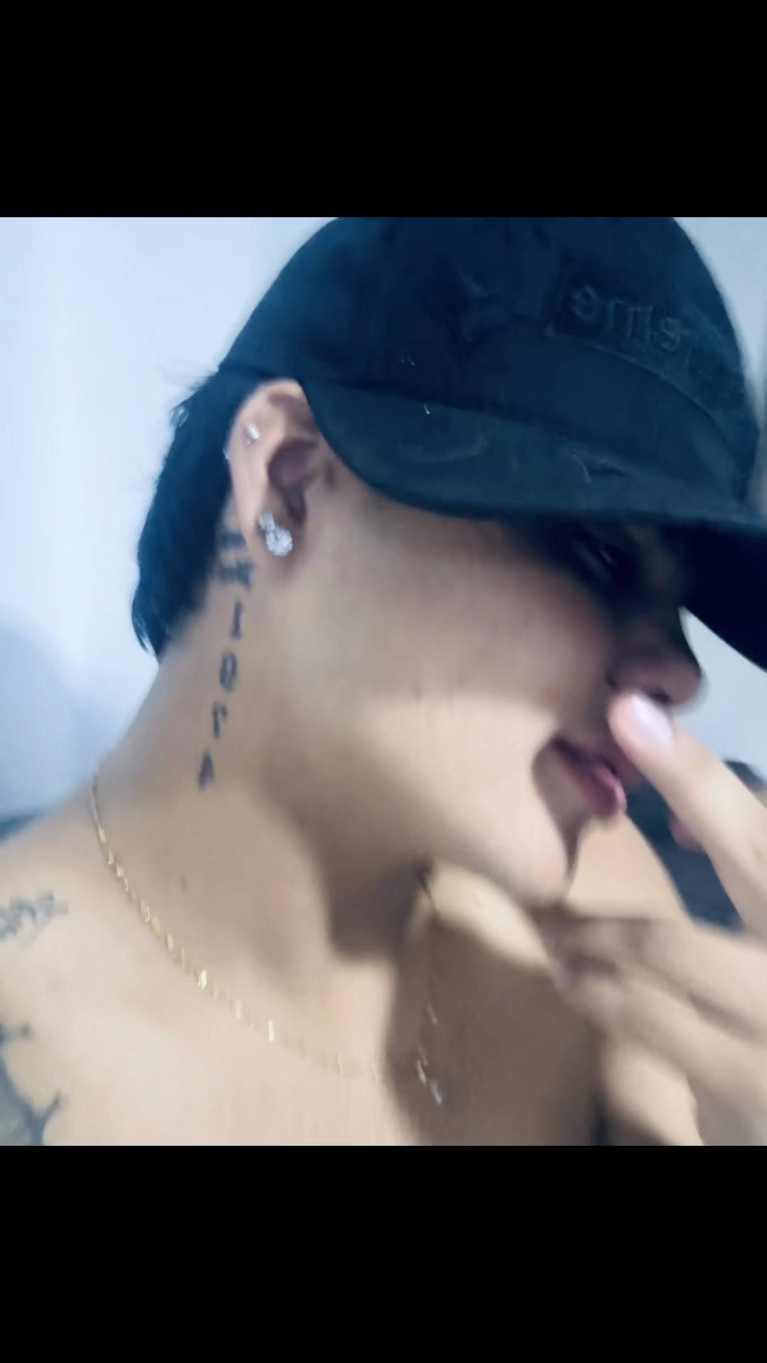 @Alejito ✨