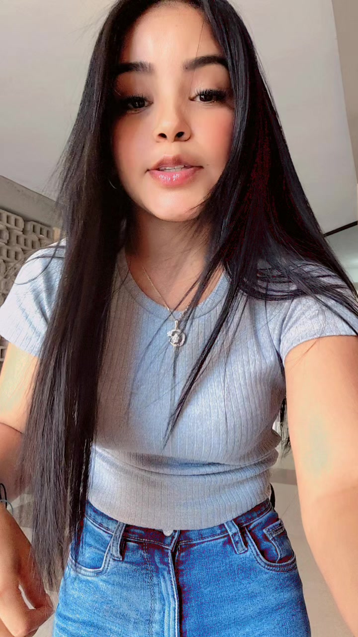 @Génesis Alexandra🩷✨️